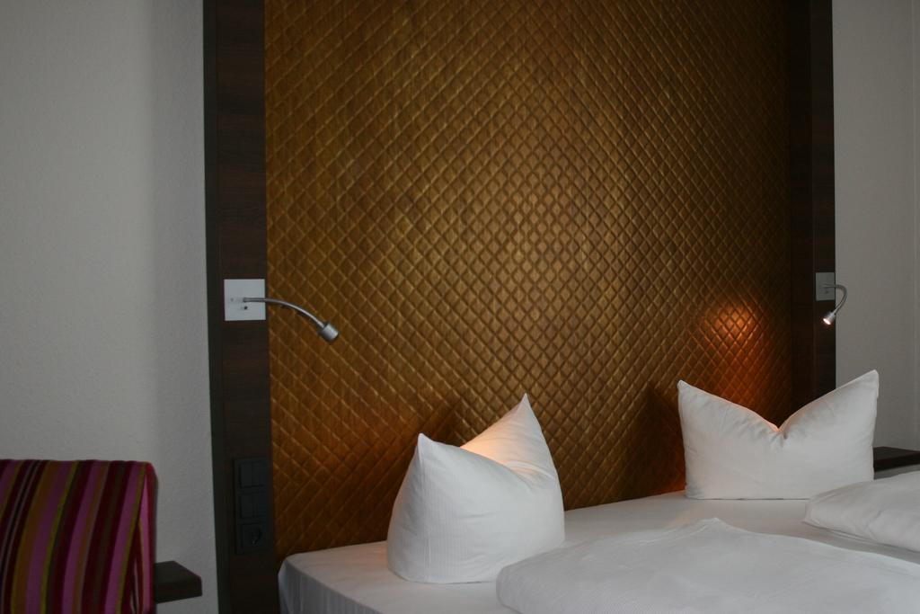 Hotel Parqeo Im A66 Gelnhausen Εξωτερικό φωτογραφία
