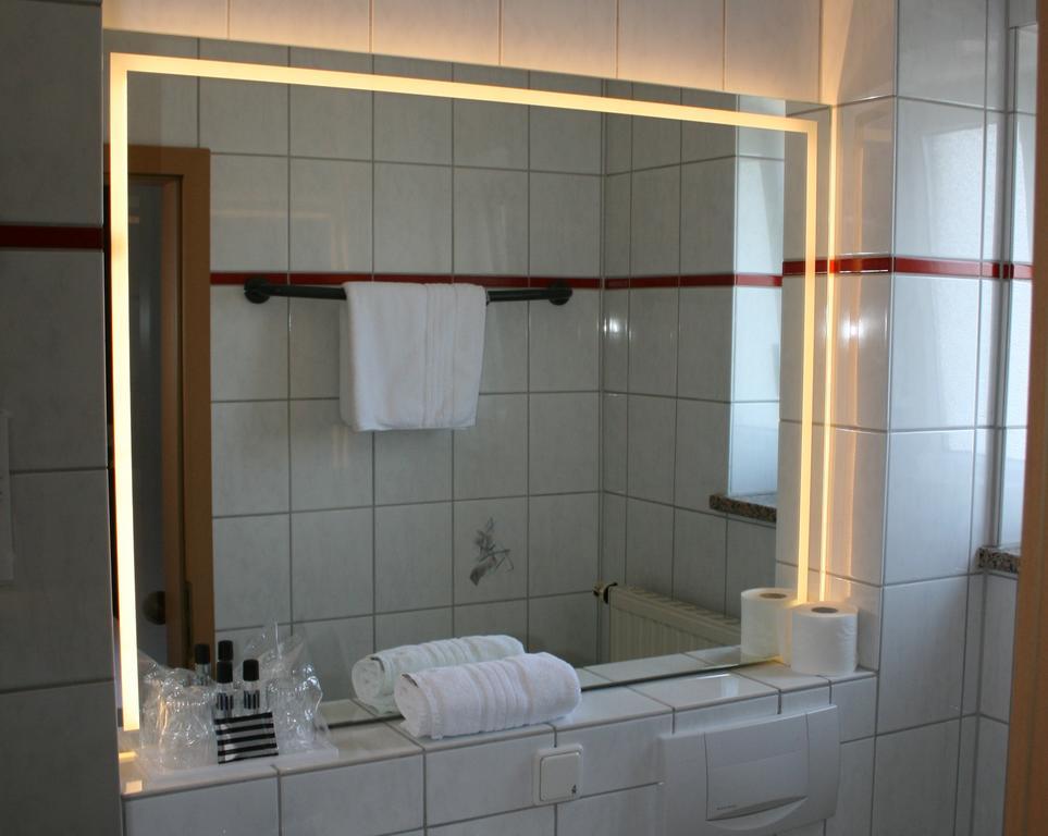 Hotel Parqeo Im A66 Gelnhausen Εξωτερικό φωτογραφία