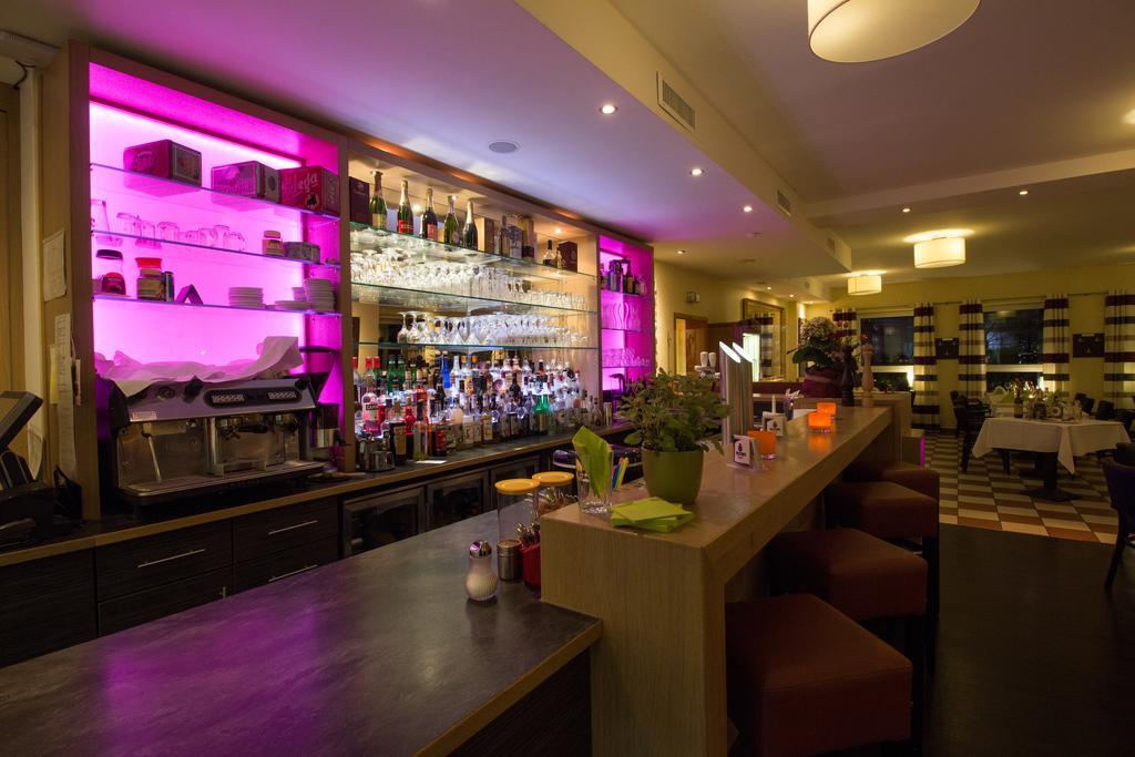 Hotel Parqeo Im A66 Gelnhausen Εξωτερικό φωτογραφία