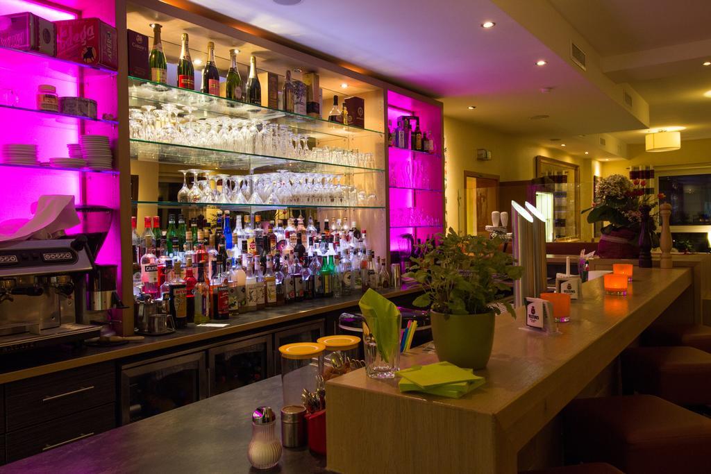 Hotel Parqeo Im A66 Gelnhausen Εξωτερικό φωτογραφία
