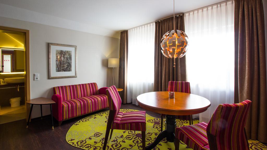 Hotel Parqeo Im A66 Gelnhausen Εξωτερικό φωτογραφία