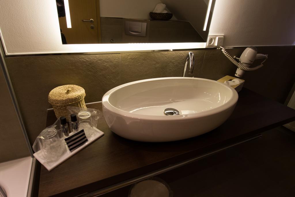 Hotel Parqeo Im A66 Gelnhausen Εξωτερικό φωτογραφία