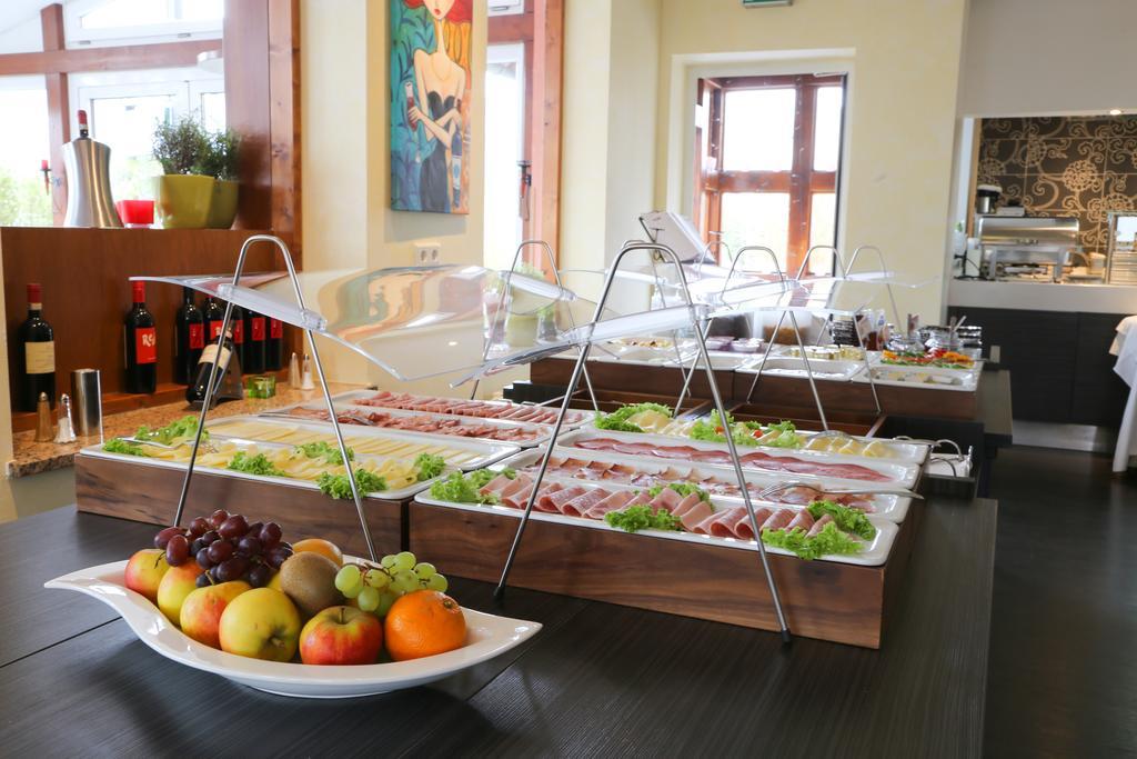 Hotel Parqeo Im A66 Gelnhausen Εξωτερικό φωτογραφία