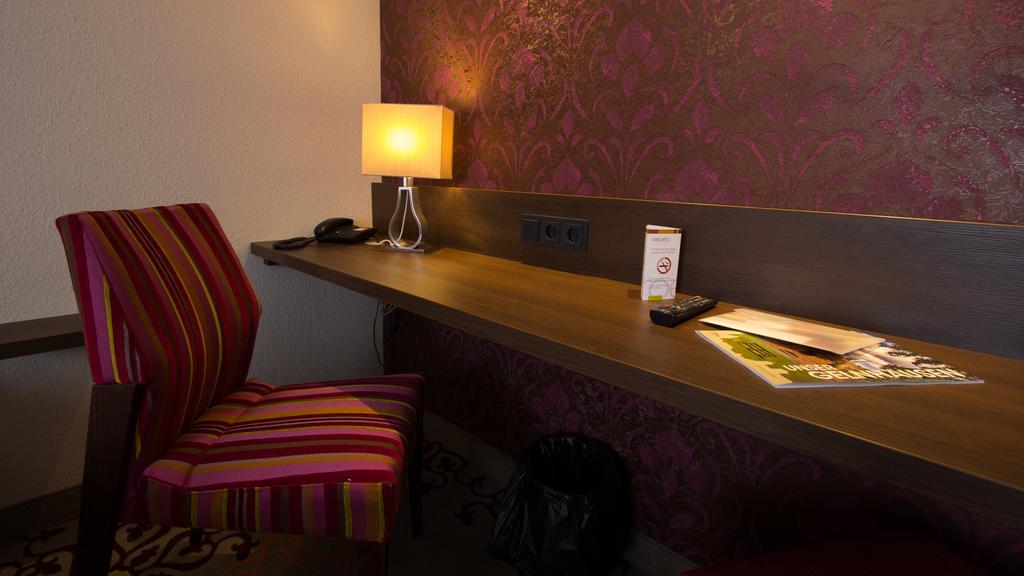 Hotel Parqeo Im A66 Gelnhausen Εξωτερικό φωτογραφία